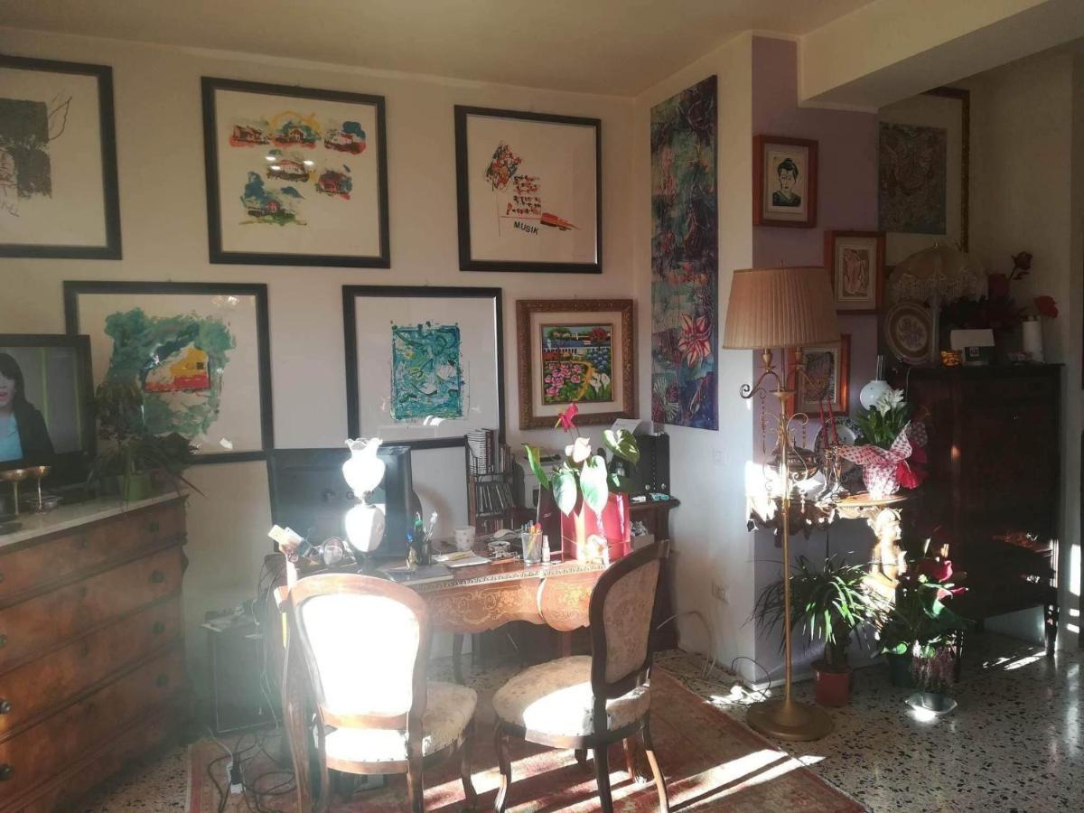Domus Aurea Panzió Oristano Kültér fotó
